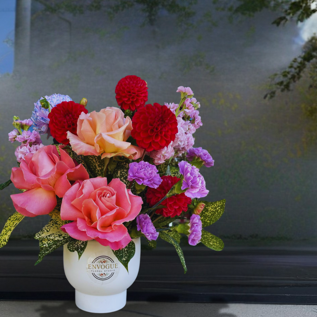 Classic monthly flower arrangement